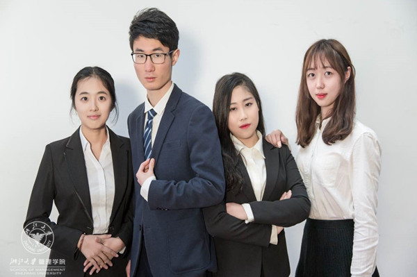 Drunk Four团体宣传照_副本.jpg