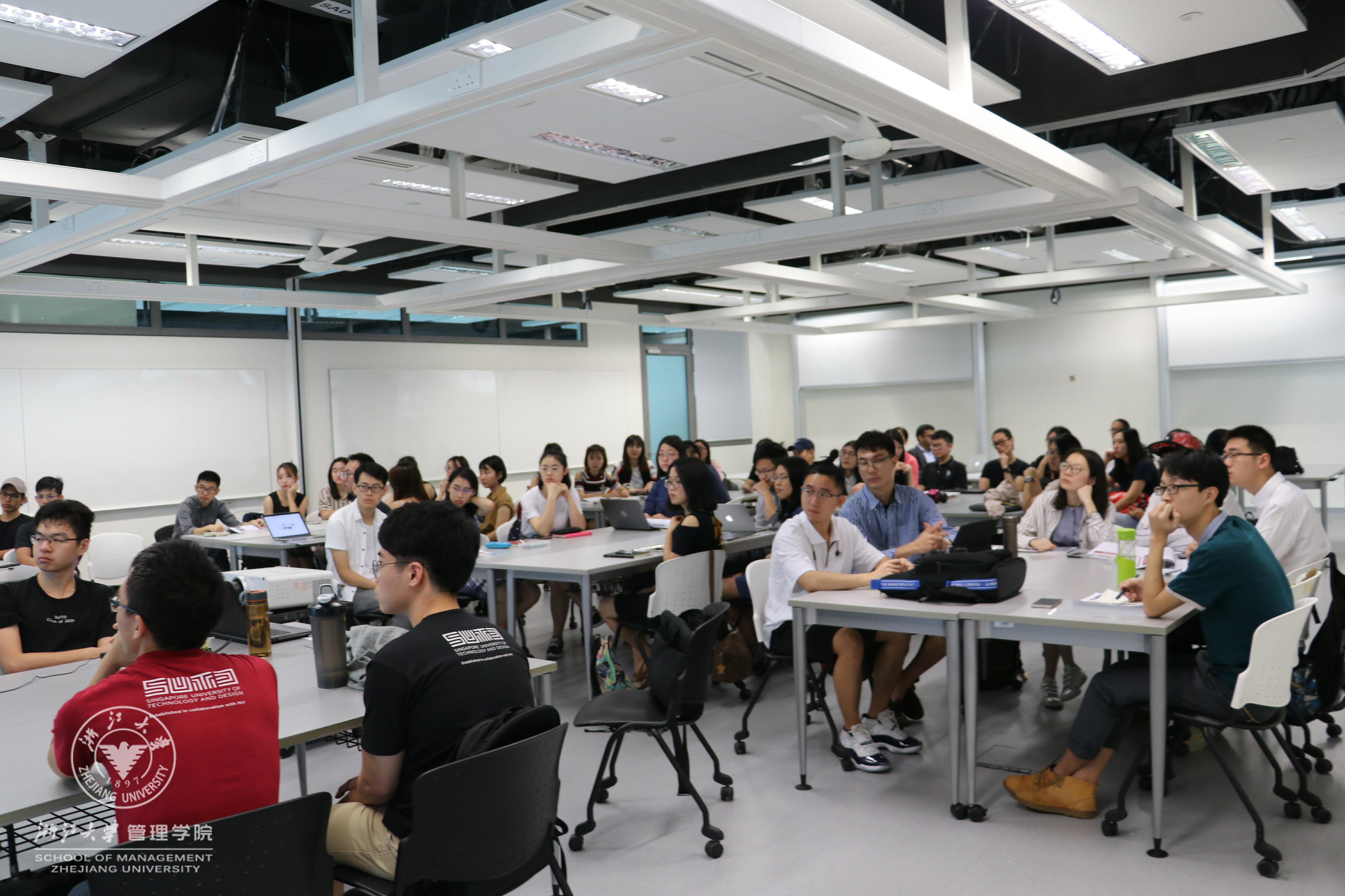 2 课堂中_副本.jpg